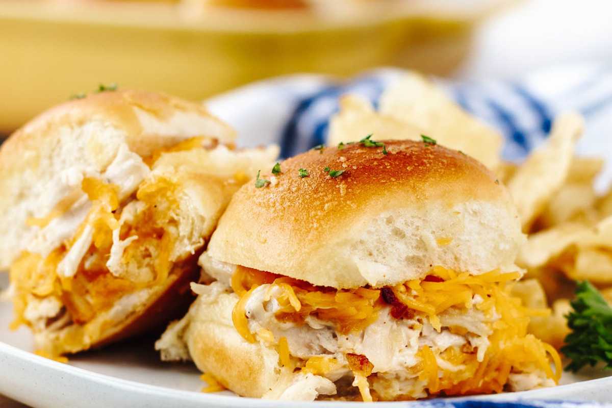 Chicken Bacon Ranch Sliders. 