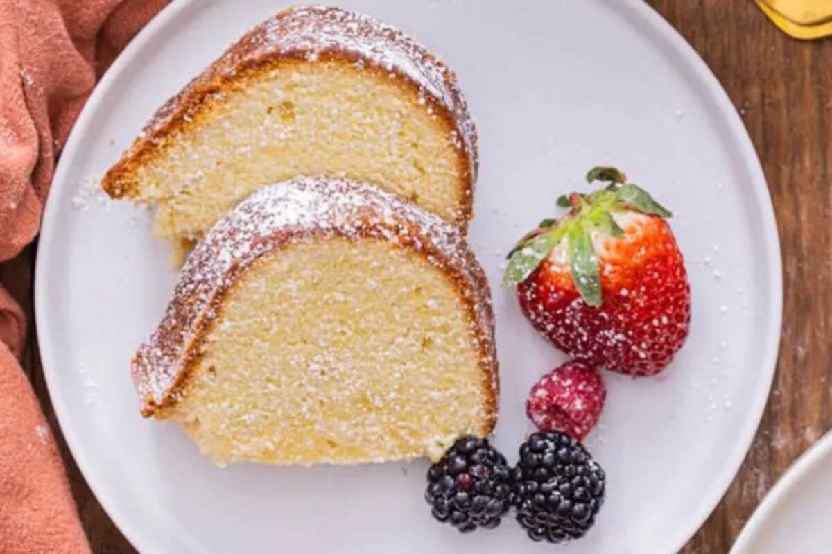 Classic Old Fashioned Cream Cheese Pound Cake Recipe.