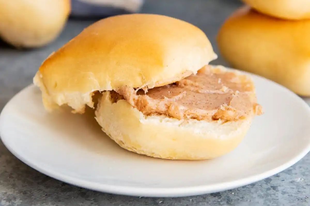Copycat Texas Roadhouse Rolls