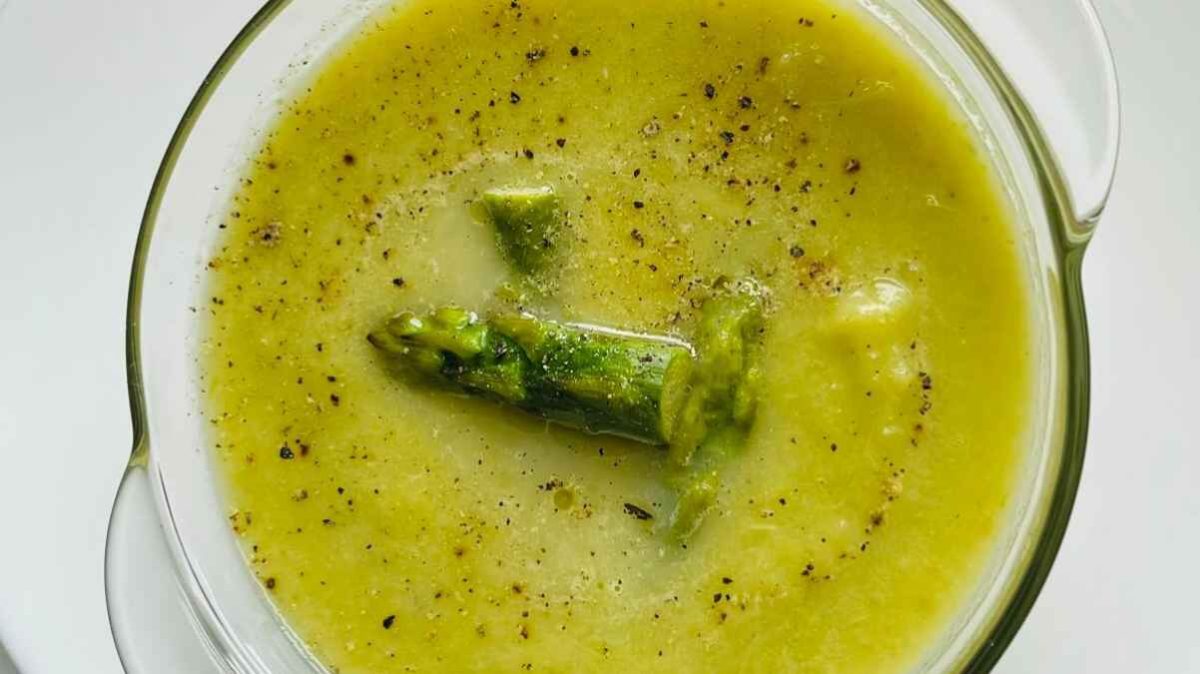 Dairy-Free Asparagus Soup Recipe.