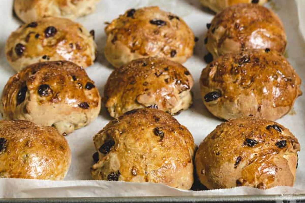 Danish Yeast Buns With Walnuts, Cranberries, And Raisins.