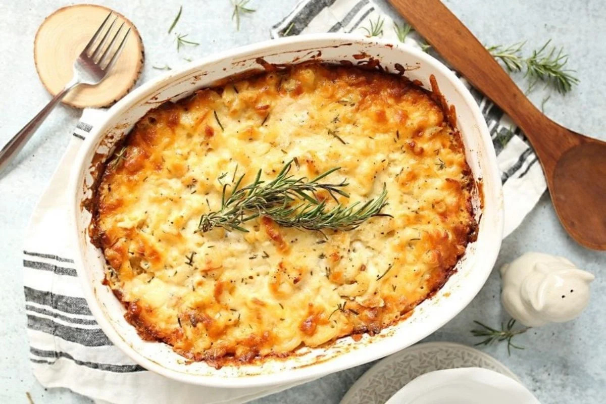 Easy Rosemary Macaroni And Cheese