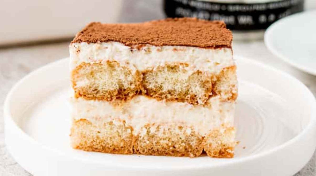 Easy Eggless Tiramisu (Video).