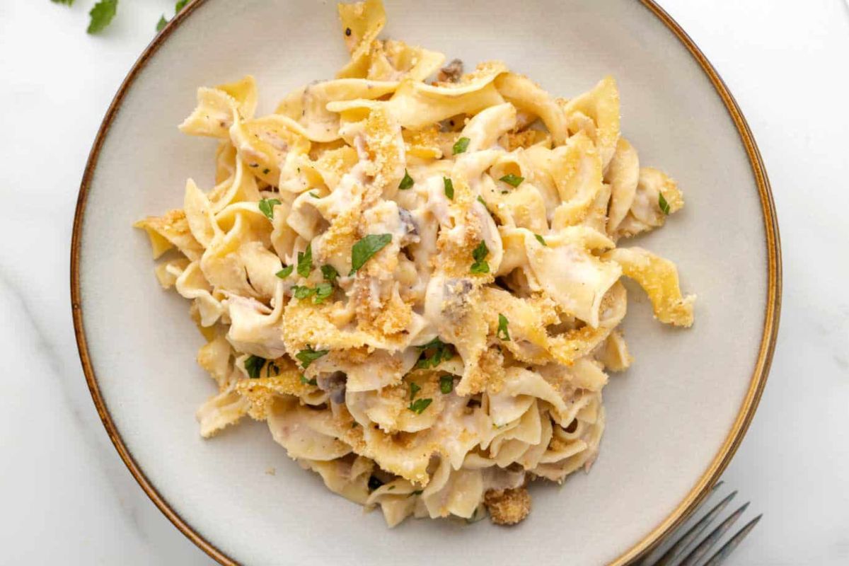 Easy Tuna Noodle Casserole. 