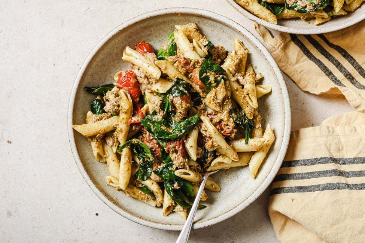 Easy Tuna Pesto Pasta