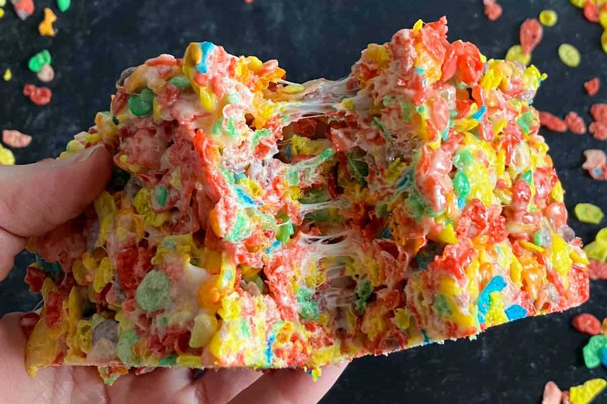 Fruity Pebbles Cereal Bars Recipe (Fruity Pebble Crispy Treats). 