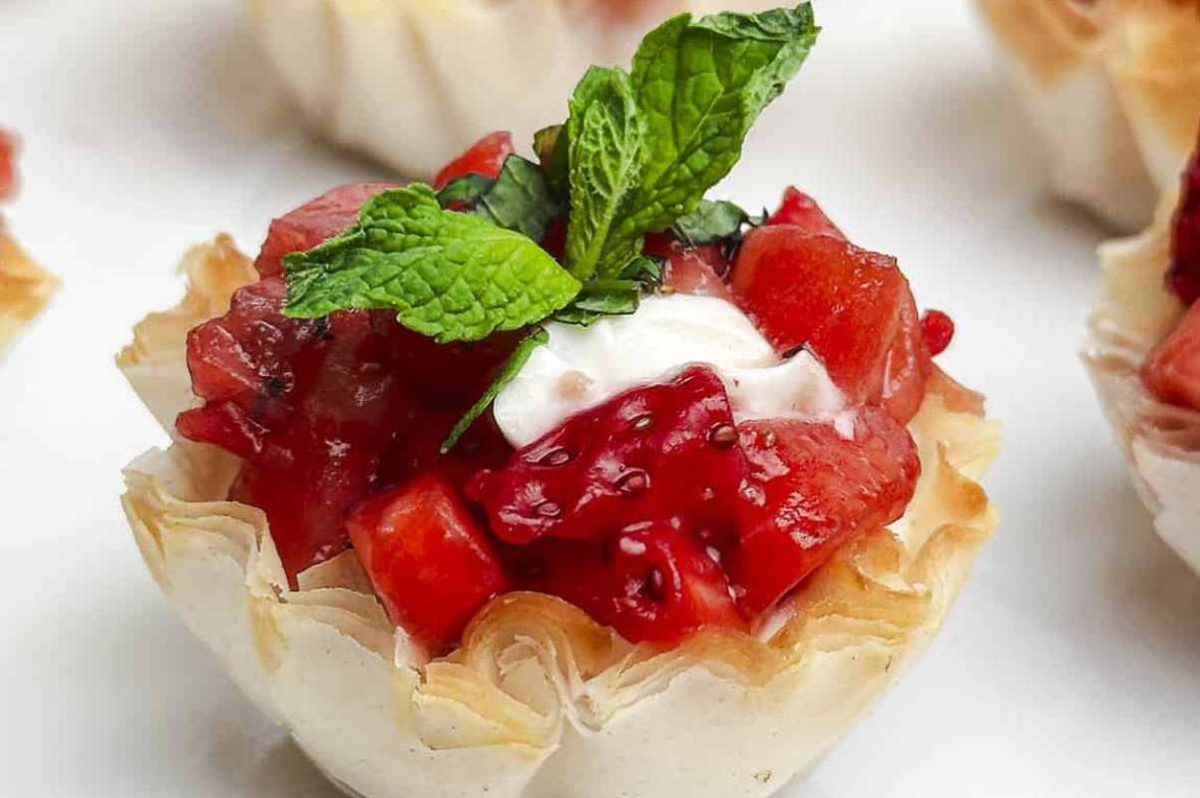 Goat Cheese Phyllo Cups with Balsamic Strawberries. 
