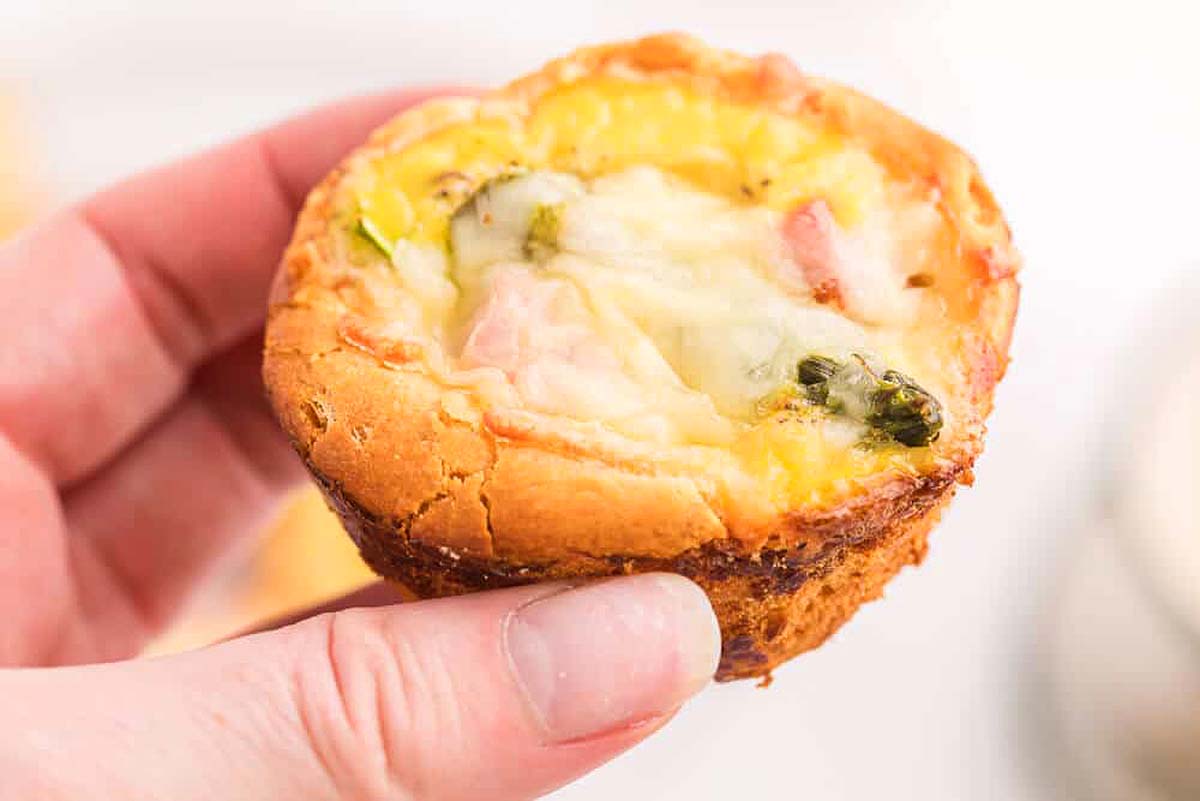 Ham, Asparagus & Swiss Biscuit Cups. 