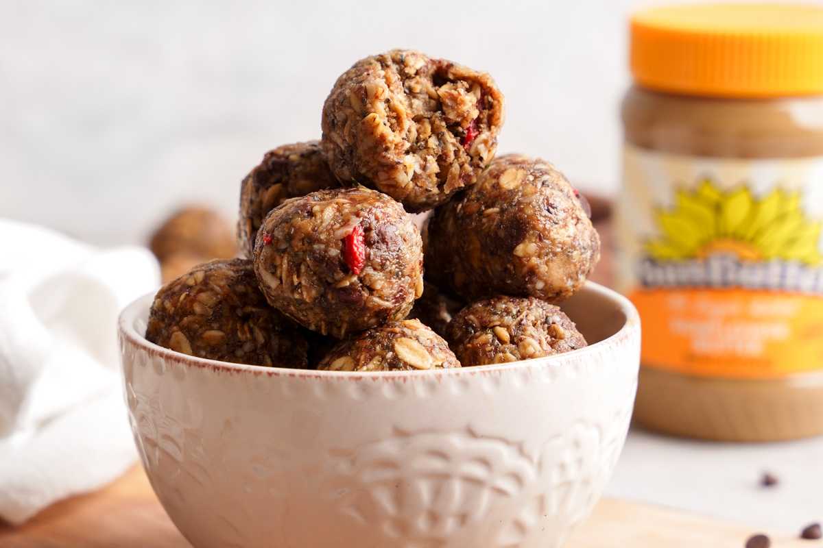 Healthy Nut-Free Vegan Energy Balls. 