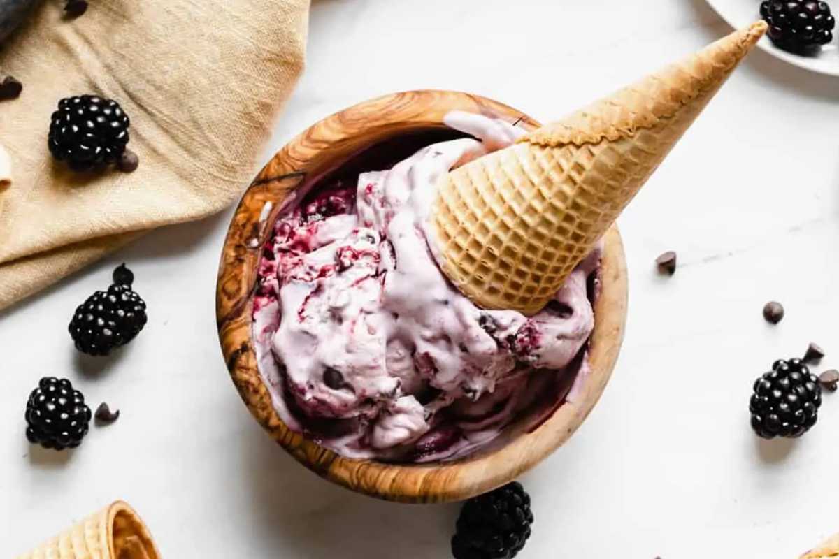 Homemade Blackberry Ice Cream With Chocolate Chips (no-churn). 