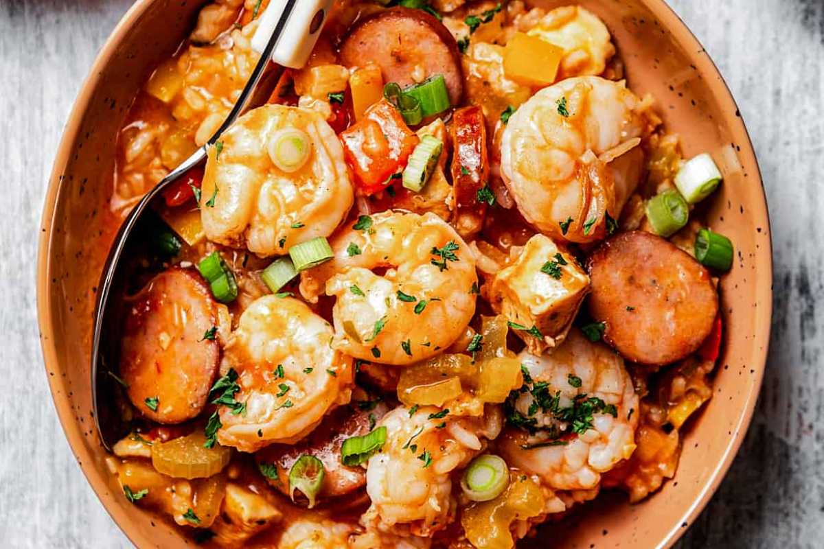 Jambalaya Recipe with Chicken, Shrimp and Sausage. 