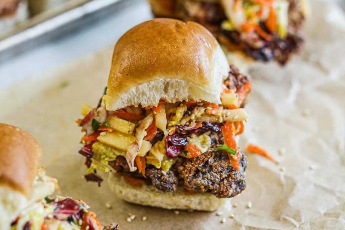 Karaage Chicken Sliders (japanese Fried Chicken Sliders). 