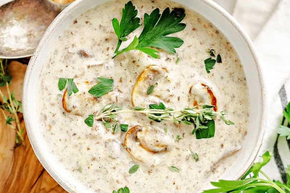 Keto Cream Of Mushroom Soup [+Video].
