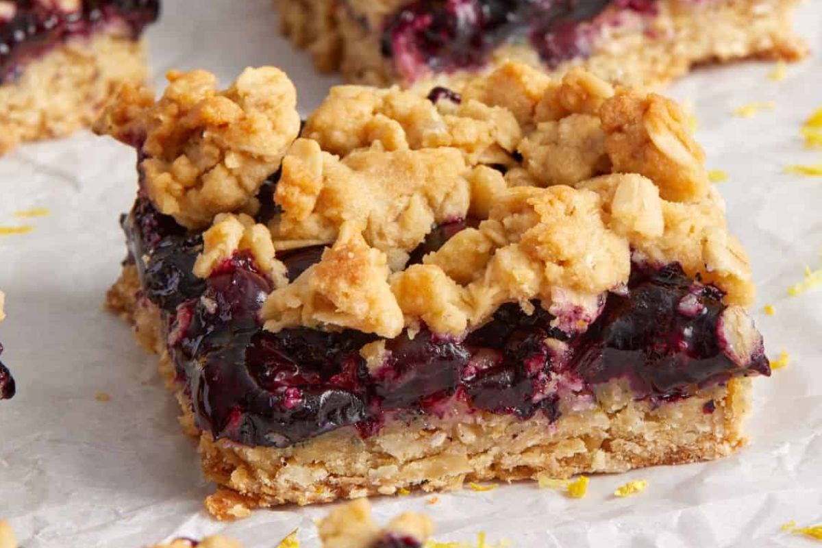 Lemon Blueberry Oatmeal Bars