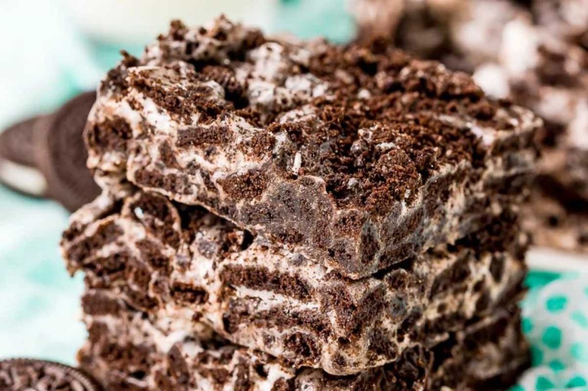 Marshmallow Oreo Treats Recipe.