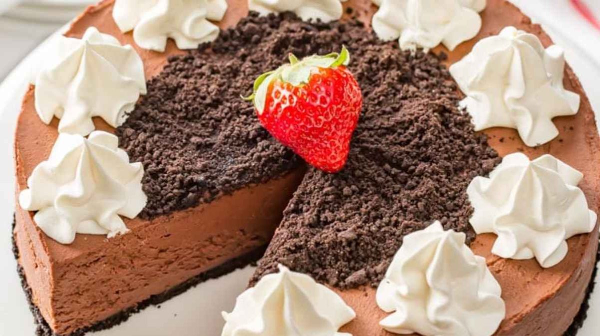No-Bake Baileys Chocolate Cheesecake.