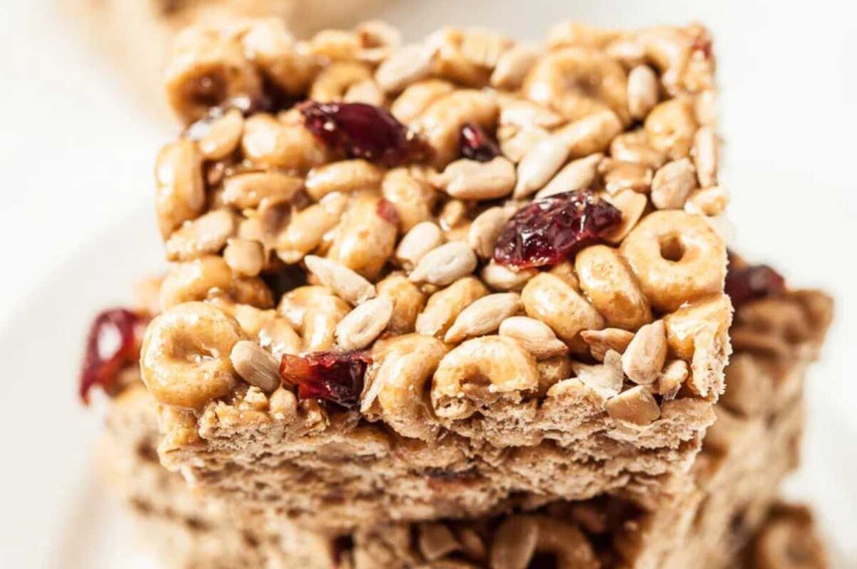 Nut-Free, Gluten-Free Cereal Protein Bars. 