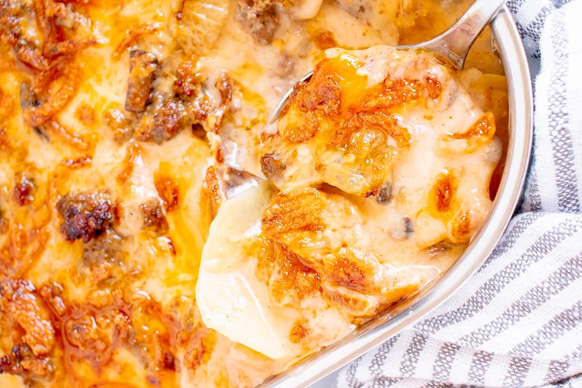 Old-Fashioned Hamburger Casserole.