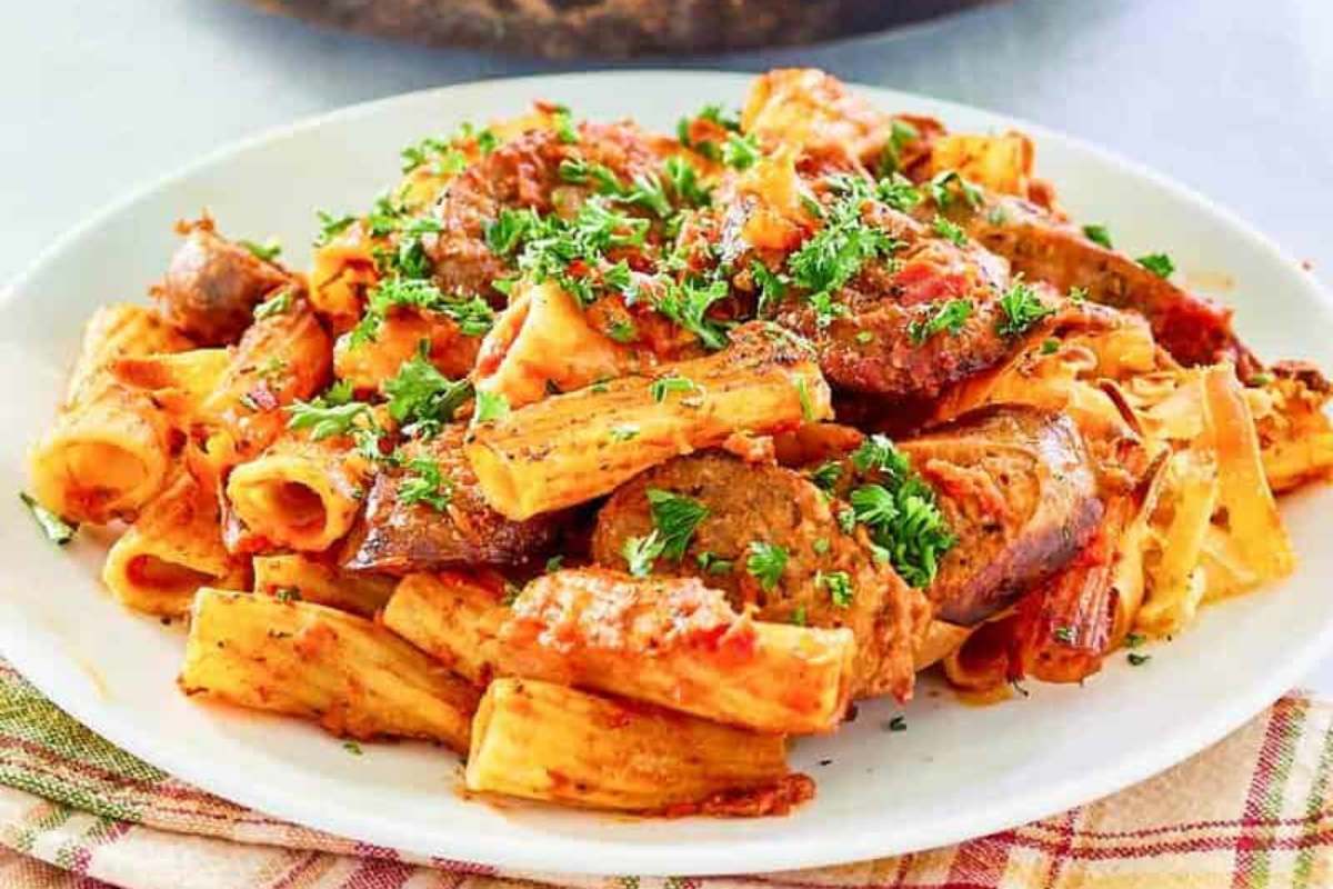 One Pot Sausage Pasta. 