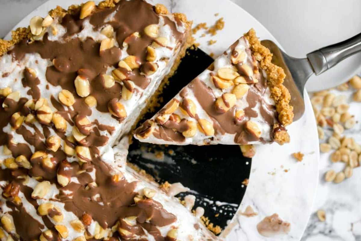 Peanut Buster Parfait Ice Cream Pie. 