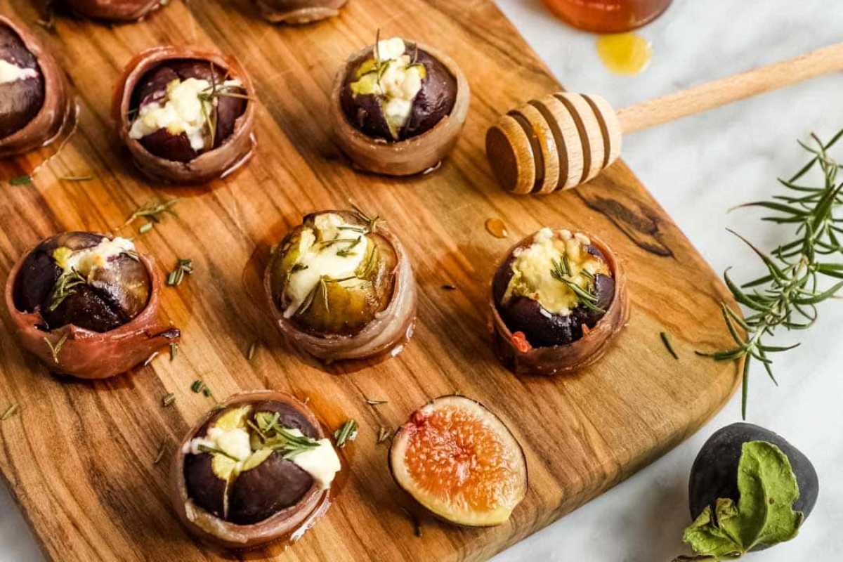 Prosciutto-wrapped Figs With Goat Cheese Appetizer. 