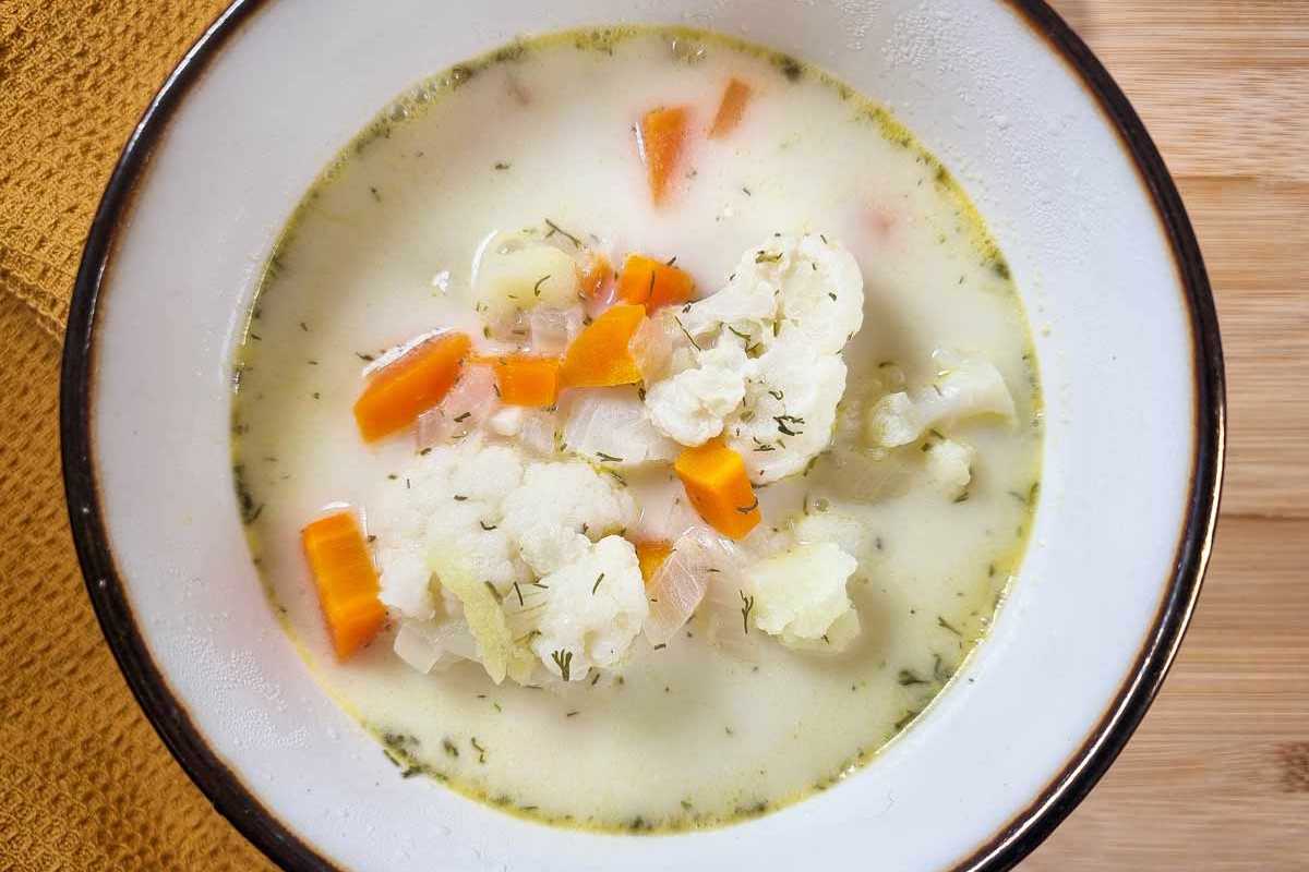 Romanian Cauliflower Soup Recipe – Ciorba De Conopida.