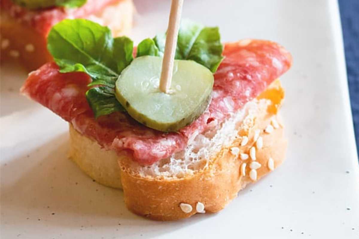 Salami Bread Appetizer. 