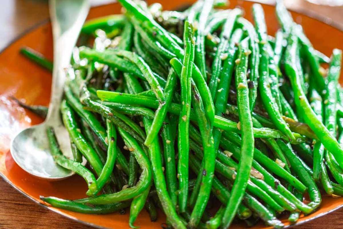 Simple Skillet Green Beans.