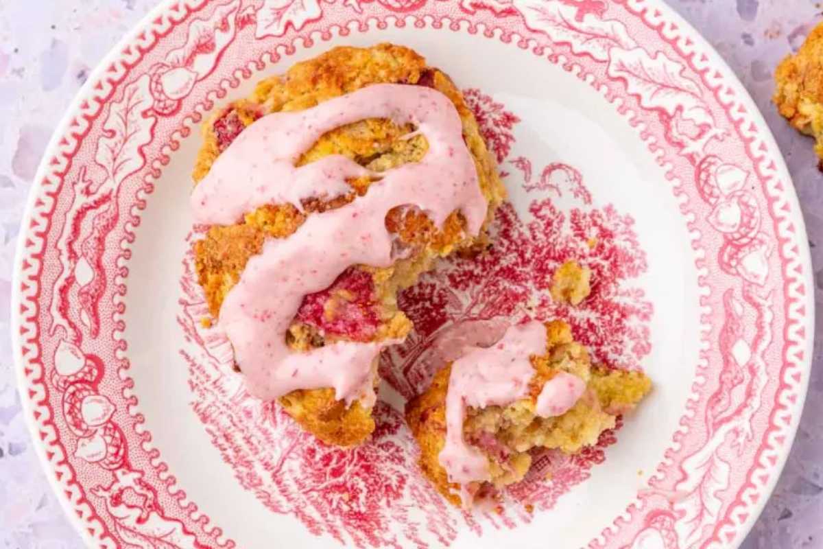 Sourdough Strawberries & Cream Scones. 