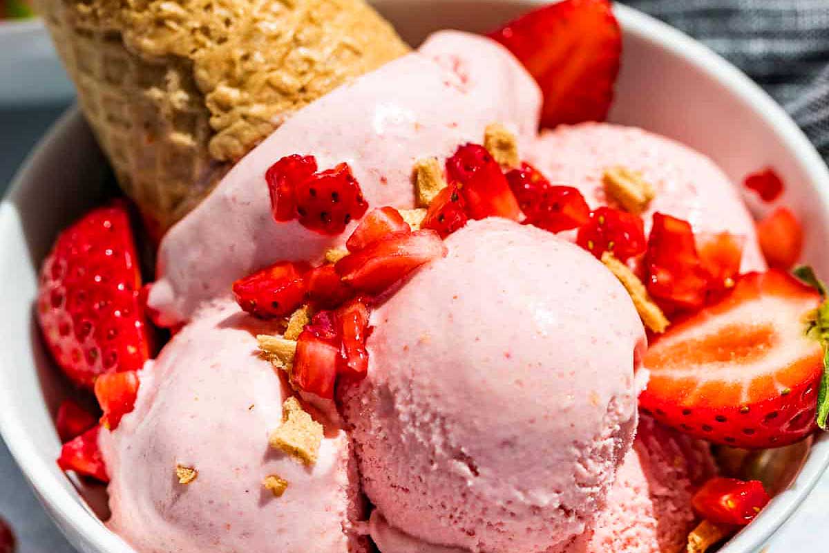 Strawberry Cheesecake Ice Cream