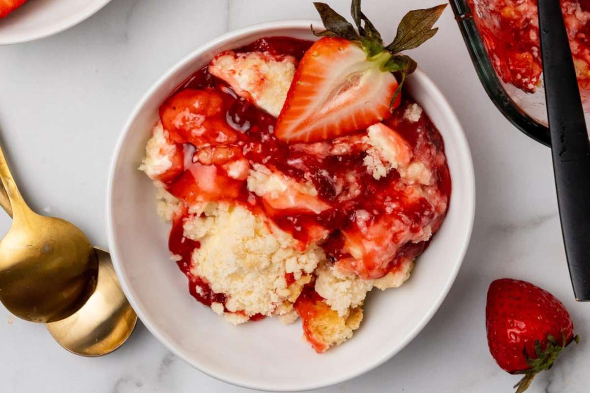 Strawberry Cheesecake Dump Cake. 