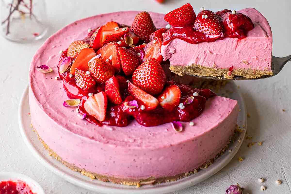 Vegan Strawberry Cheesecake. 