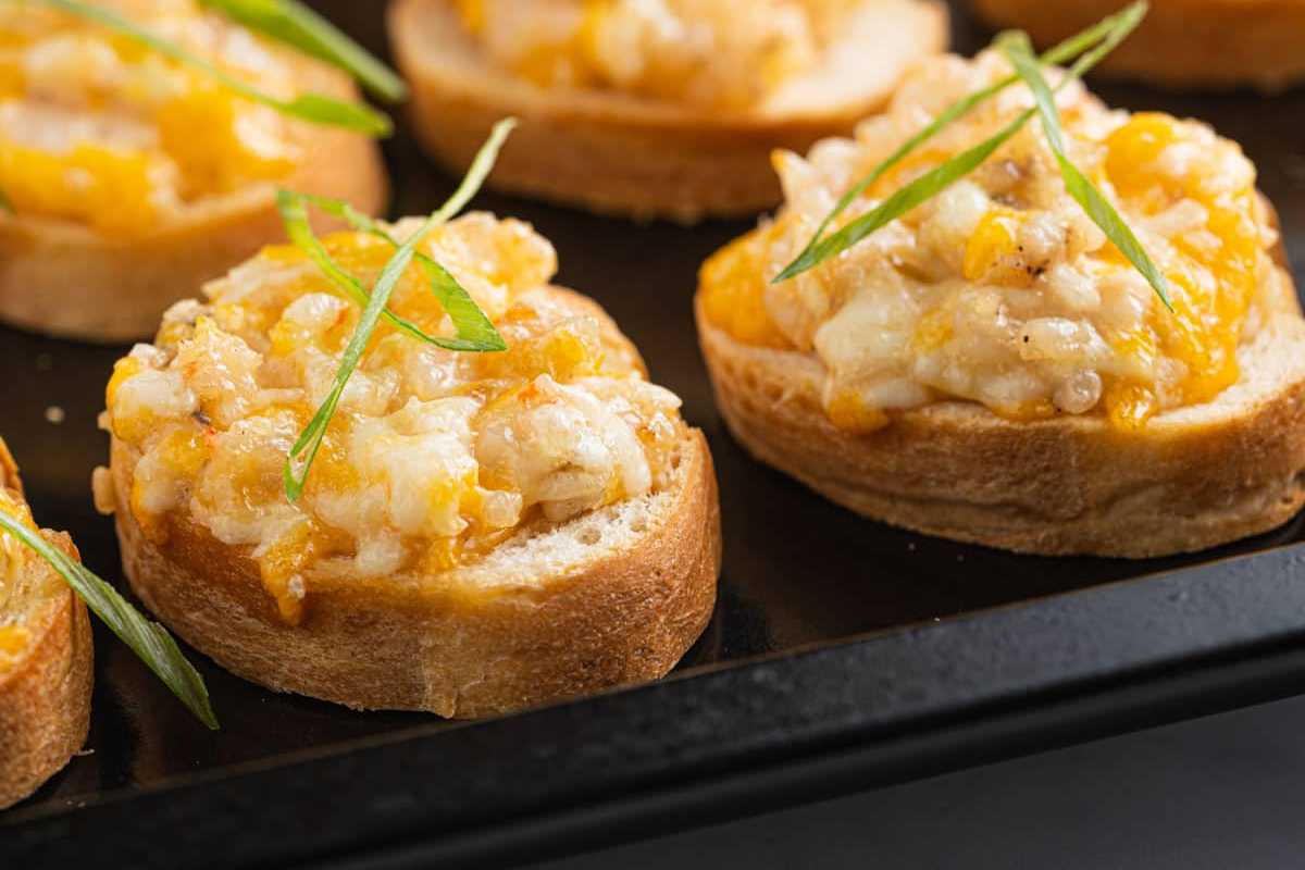 Vietnamese Shrimp Toast (Bánh Mì Nướng Tôm). 