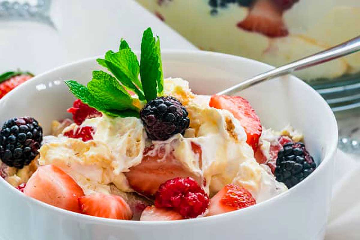 angel berry trifle 1 9