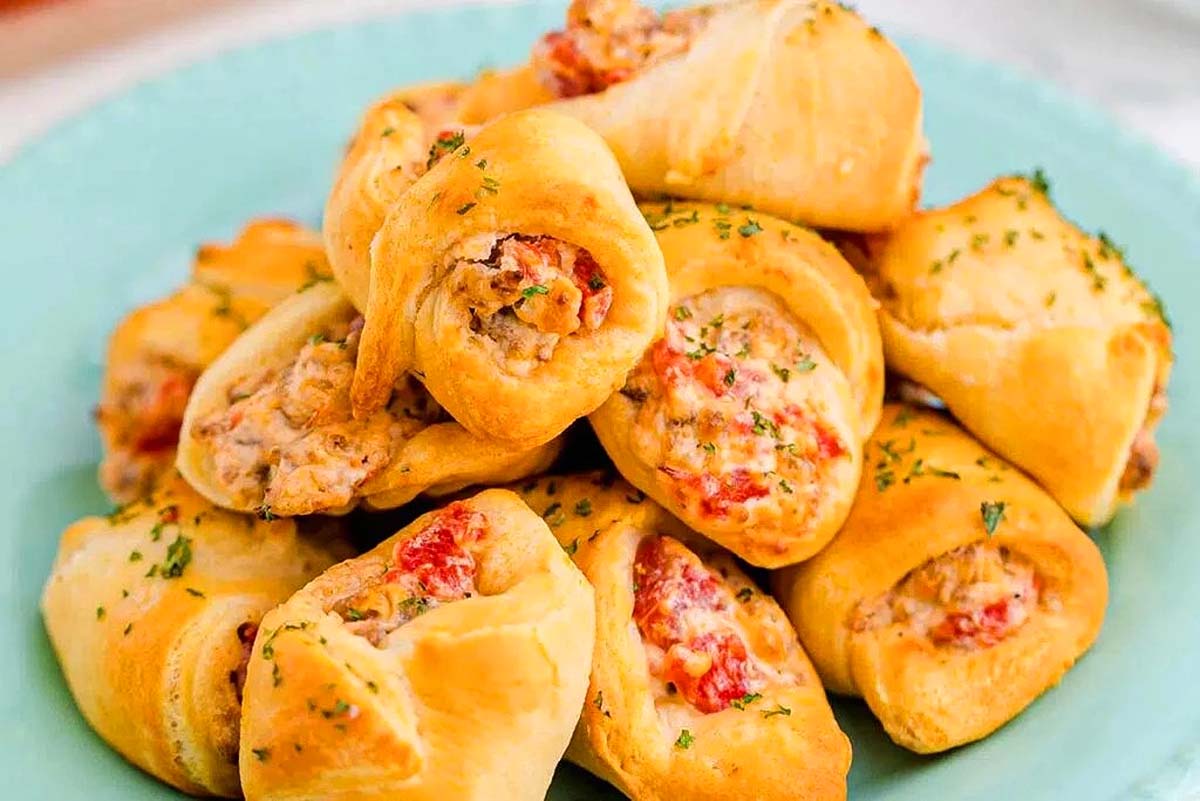 appetizer with crescent rolls