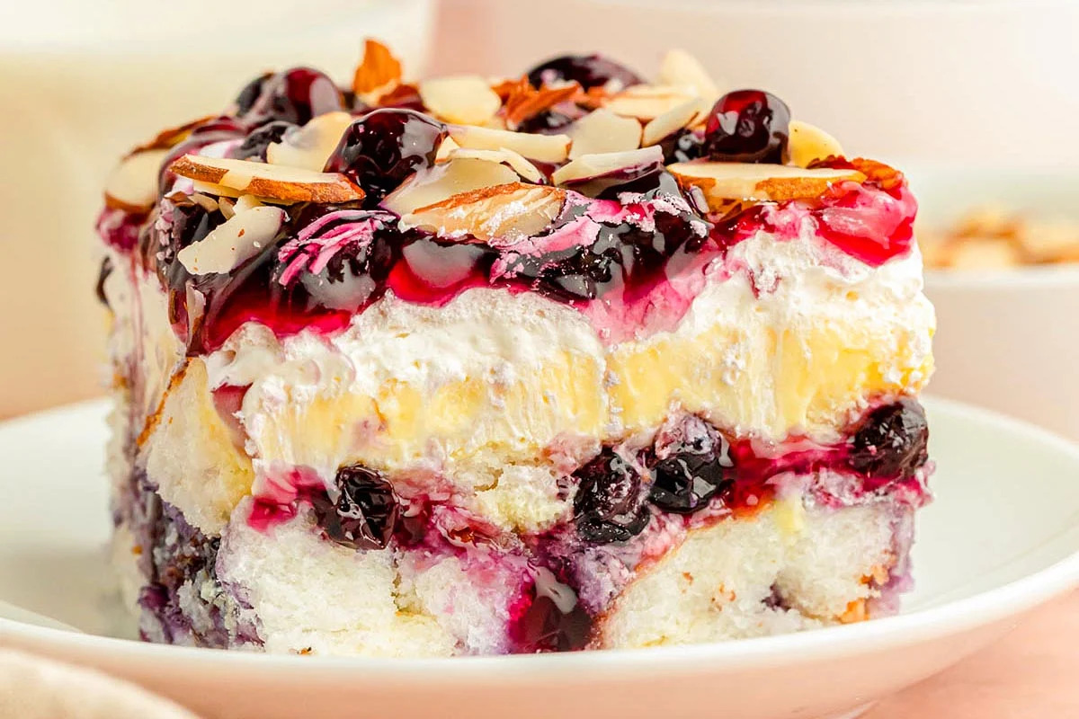 Blueberry Heaven On Earth Cake. 