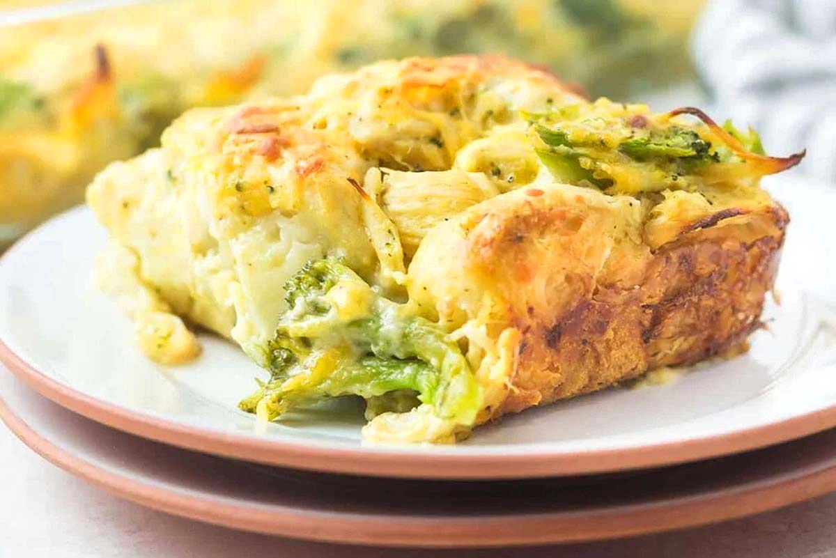 chicken broccoli casserole horz hero 1