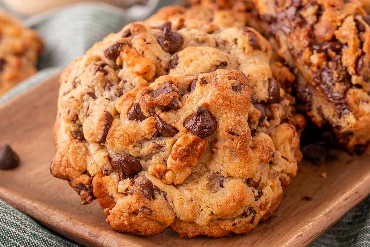 levain copcat cookies chocolate walnut