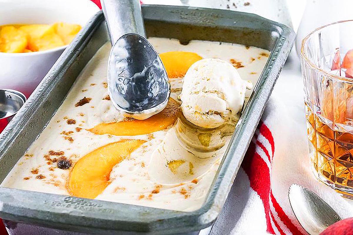 No Churn Cinnamon Bourbon Peach Ice Cream. 