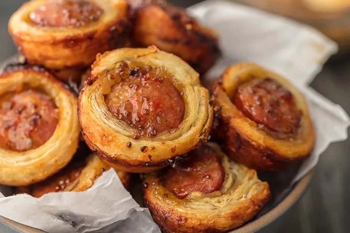 pepper jelly hogs in a blanket