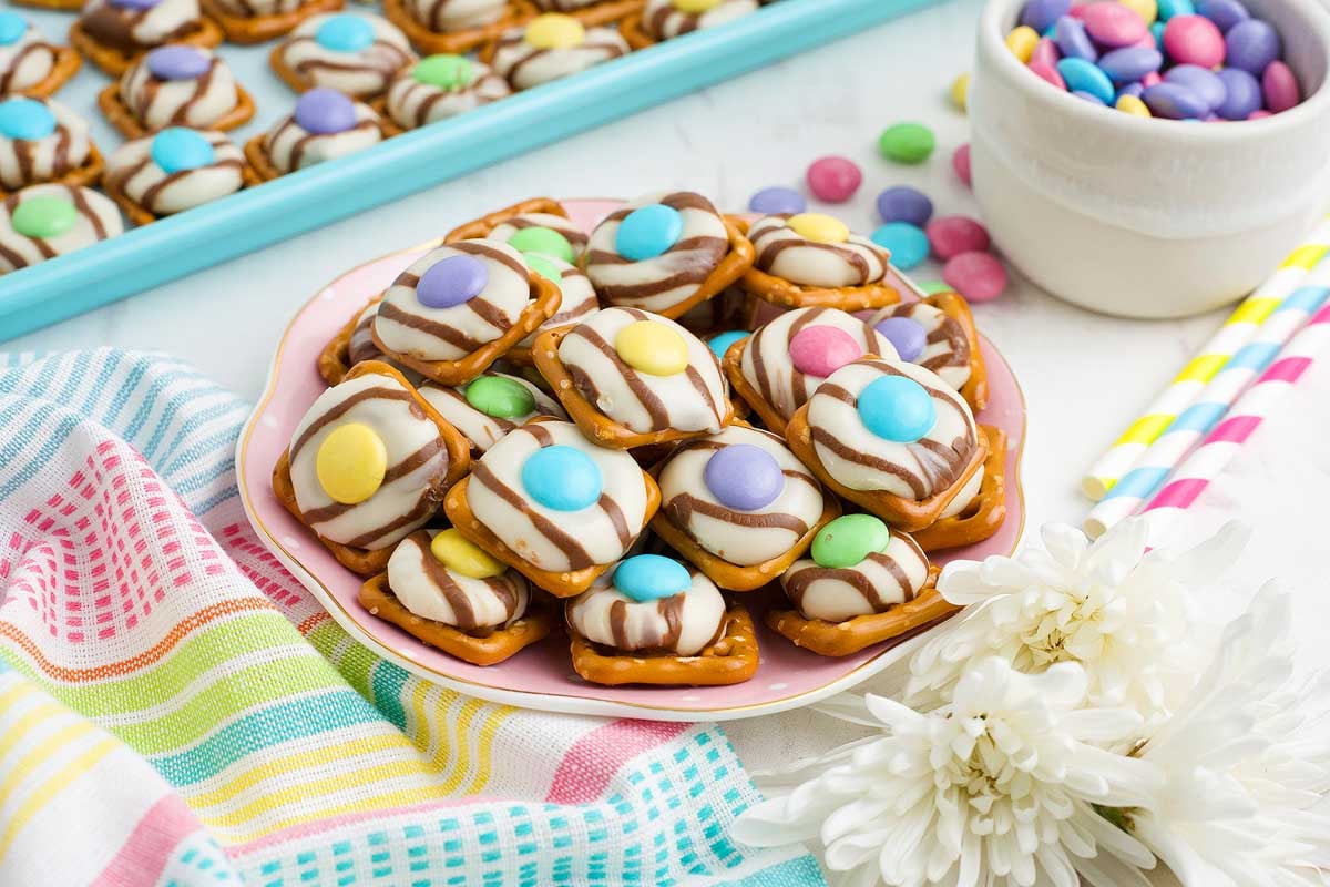 spring pretzel bites 009