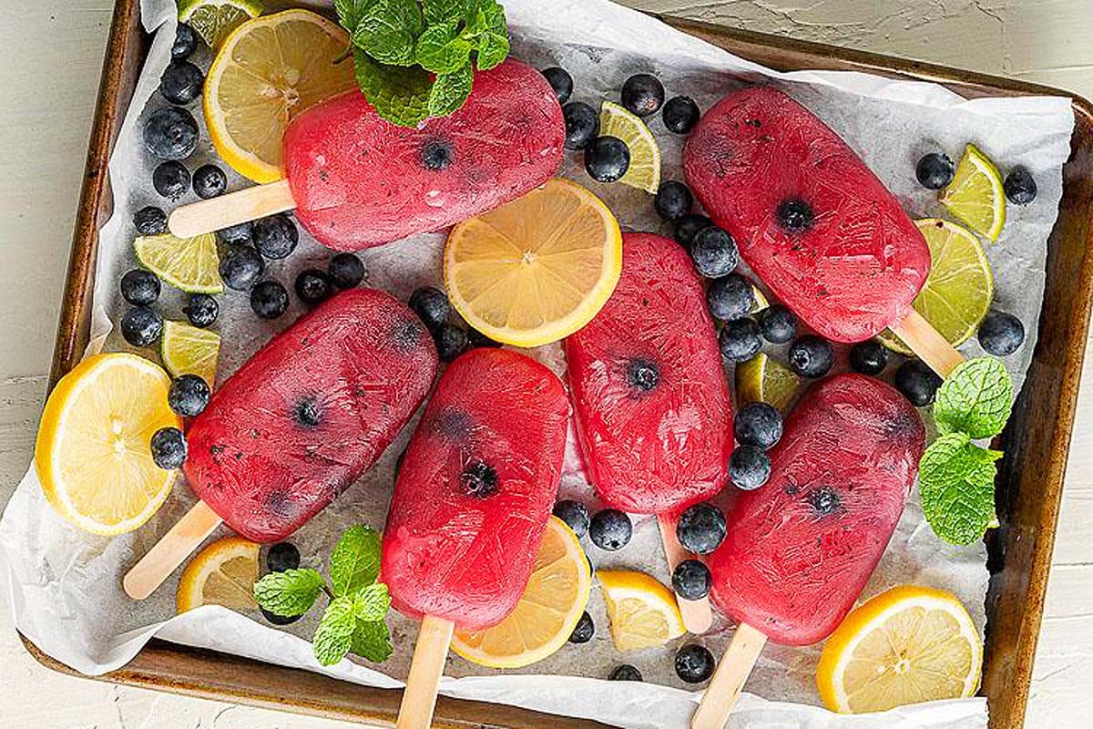Blueberry Lemonade Popsicles. 