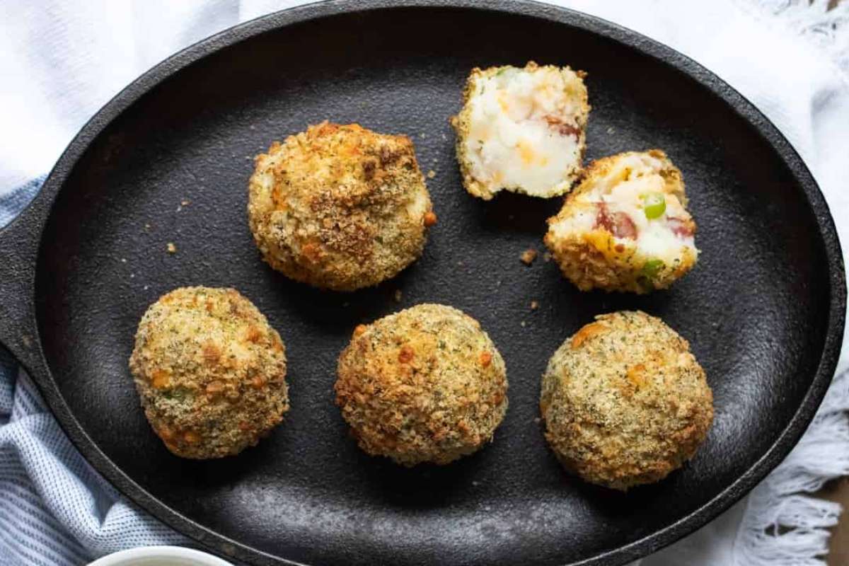 Air Fryer Mashed Potato Bites With Bacon.