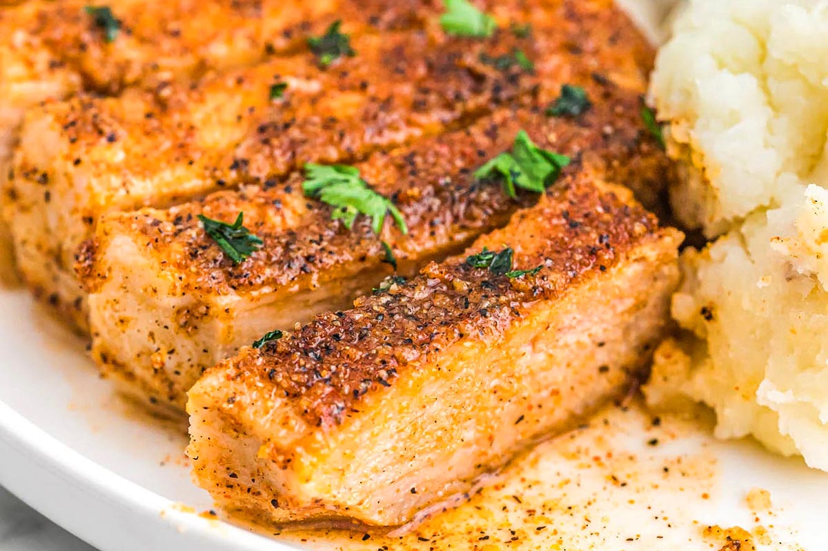 Easy Baked Pork Chops (Juicy!). 