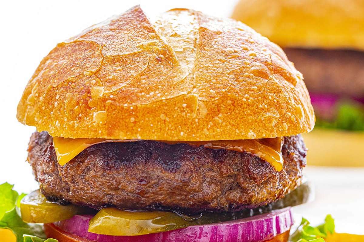 Best Burger Recipe (So Juicy, Grill Or Stovetop).