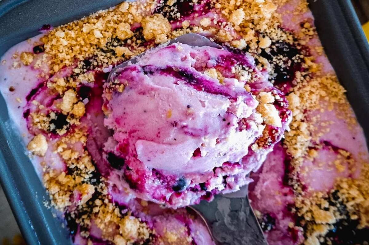Blueberry Buttermilk Ice Cream with Shortbread Crumble. 