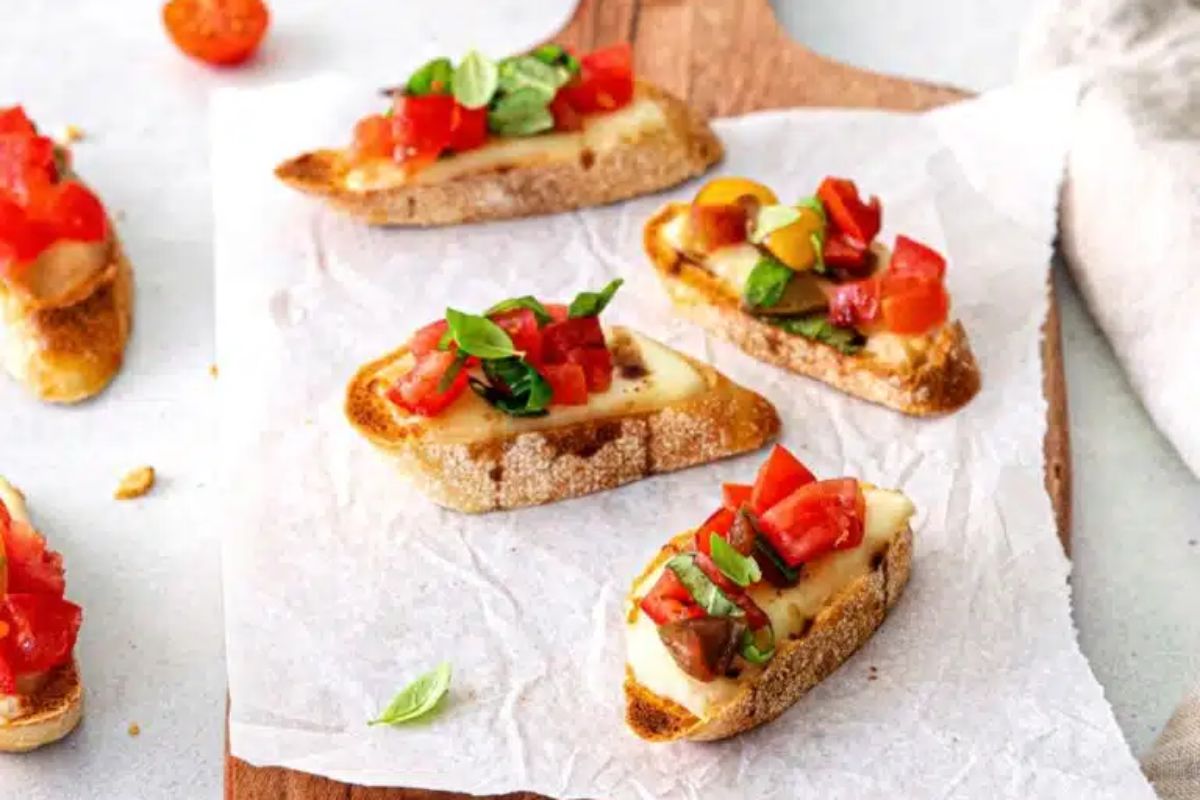 Bruschetta with Mozzarella. 