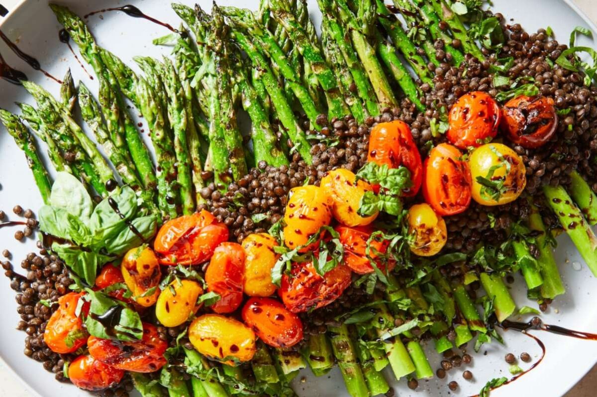 Caprese Grilled Asparagus and Lentils.