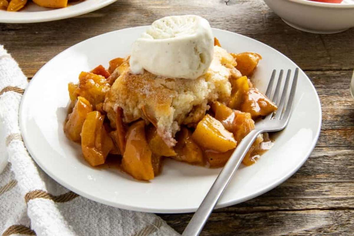 Cast Iron Peach Cobbler. 