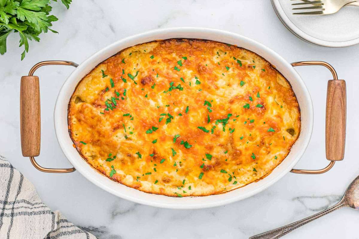 Easy Cheesy Scalloped Potatoes.